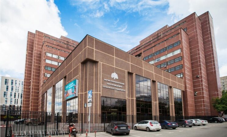 Призеры олимпиад не смогли поступить в Сеченовский университет. Им не хватило мест