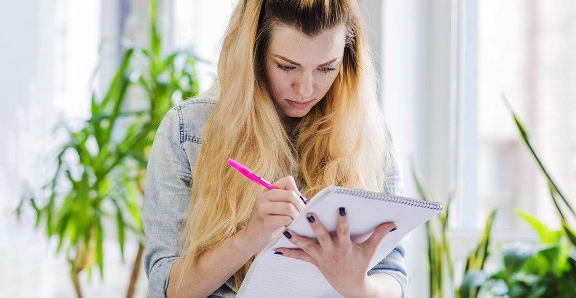 В вузе проводится анкетирование девушек. Можно ли отказаться?