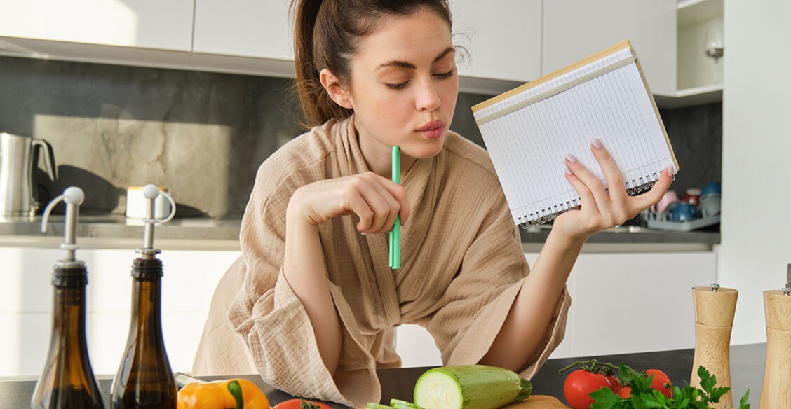 «Овощами не наешься, макароны нельзя». Мифы о еде, которые мешают нам правильно питаться