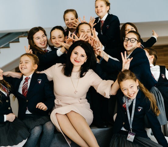 «Волшебных материалов для подготовки к ЕГЭ не существует, важно выстроить путь». Эксперт Оксана Шаповалова