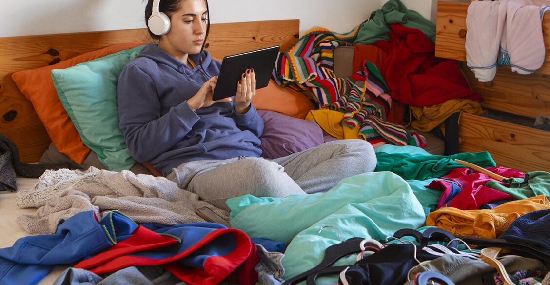 В комнате подростка такое, что страшно зайти. Какие правила надо установить