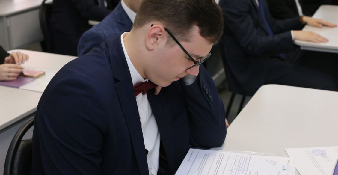 Выпускник гимназии в Петербурге получил 300 баллов на ЕГЭ