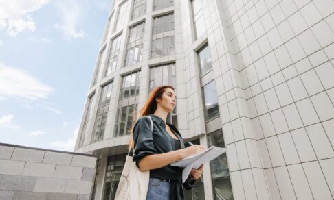 Рособрнадзор вынес предостережения 19 российским вузам