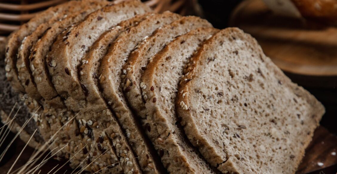 Хлеб с грибами, водорослями и сверчками разработали российские ученые