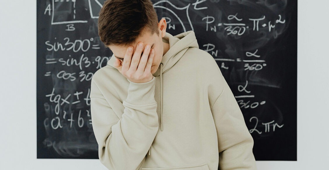 «Стандартных задач не ждите». Учителя — о ЕГЭ по профильной математике в 2025-м