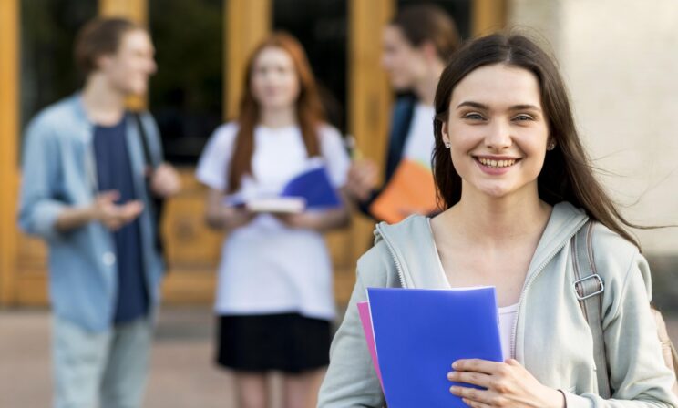 Опубликован первый рейтинг вузов по трудоустройству и зарплате выпускников