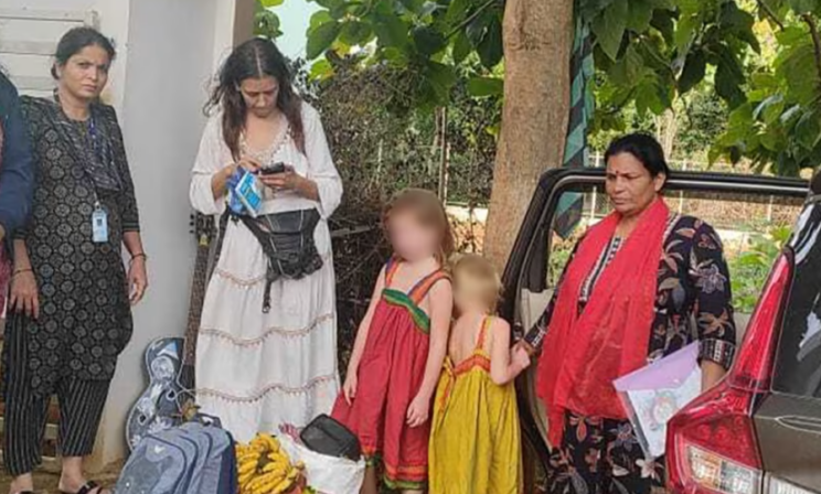 "Им не было плохо": россиянка с двумя дочками несколько лет жила в пещере в Индии