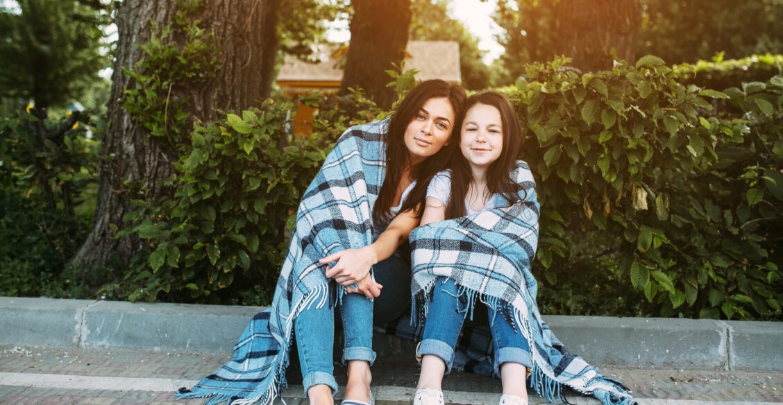 «Молчать, уехать на природу и не готовить еду». Как мама подростка спасала себя от выгорания