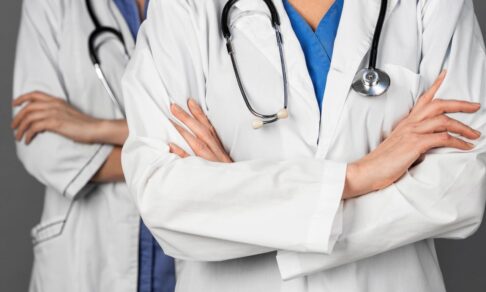 В России сократился отток медперсонала из сельской местности