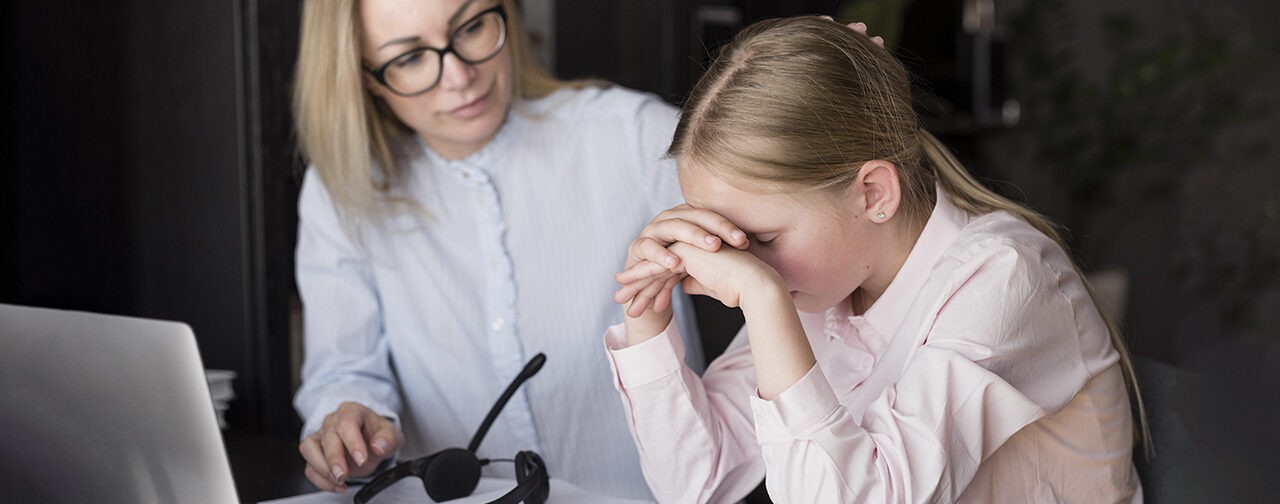 «Хотим, чтобы он был успешным, послушным, настойчивым и его все любили». Почему в школе так не бывает?