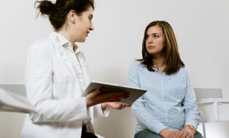 В России растет число женщин, передумавших делать аборт