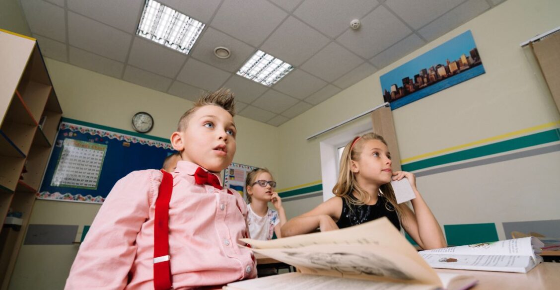 Минпросвещения установило, сколько часов в неделю должны учиться младшеклассники