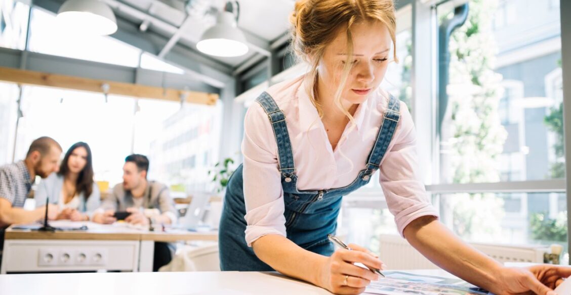 В Общественной палате предложили начислять баллы к ЕГЭ за работу на производстве