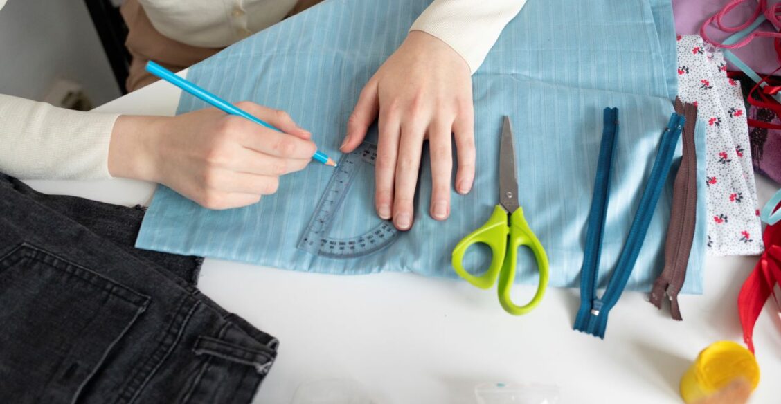 В Госдуме предложили бесплатно обучать профессиям школьников, не сдавших ГИА