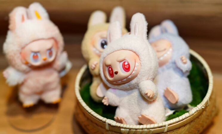 Без Лабубу: в ОП предлагают согласовывать школьные принадлежности с Минпросвещения