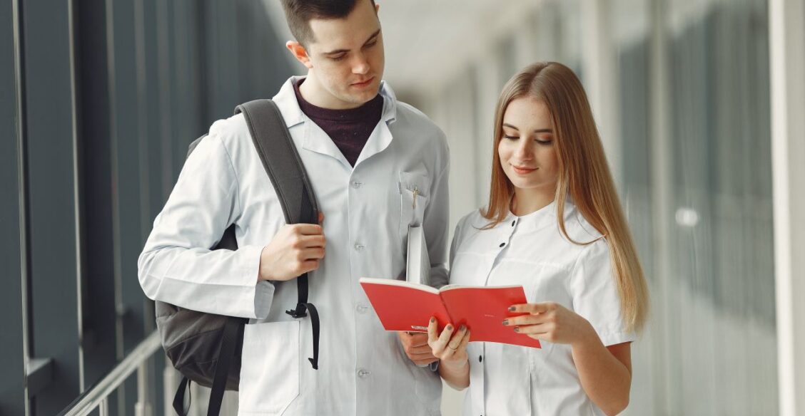 Минздрав планирует сделать бюджетные места в медвузах целевыми