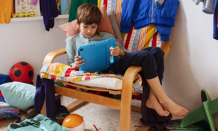 Сын отказывается убирать комнату. Что делать родителям?