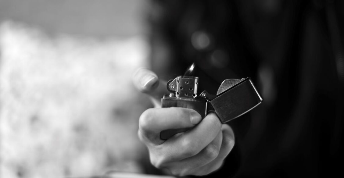 С 1 сентября детям запретят продавать зажигалки и газовые баллоны