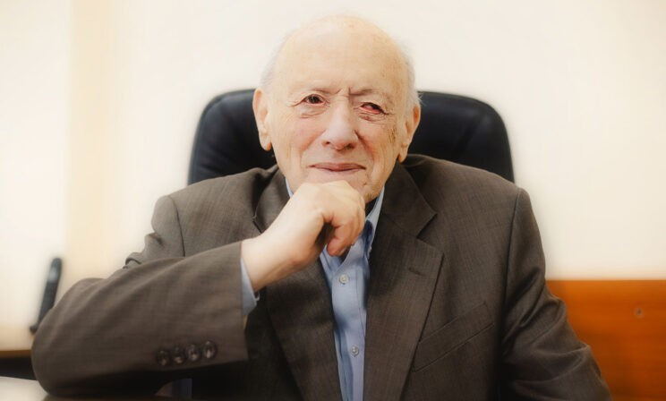 «Делаю старику непрямой массаж сердца и кричу: “Несите подушку!”» Кардиолог Абрам Сыркин