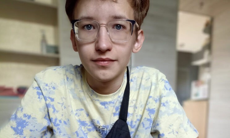 Стасу больно дышать