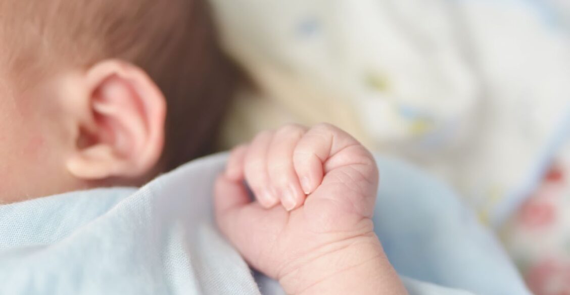 С 2026 года работодателей освободят от налогов при выплатах за рождение ребенка