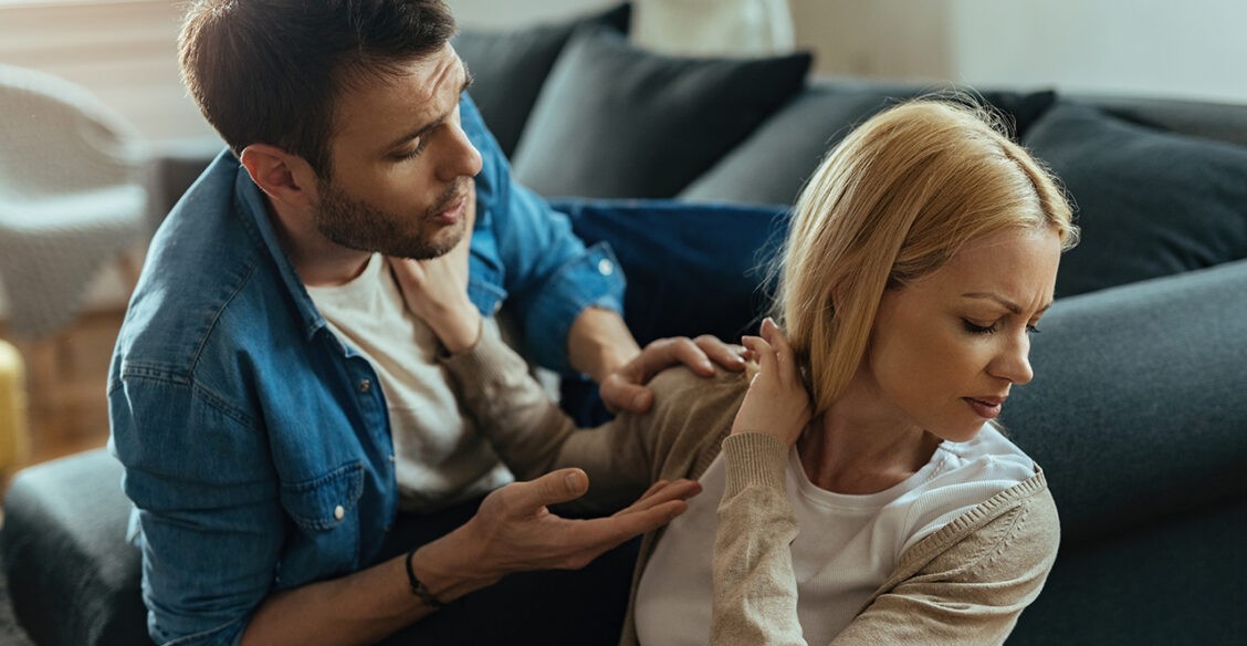 «Учусь в вузе, живу с родителями, а они все время ссорятся»