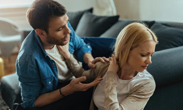 «Учусь в вузе, живу с родителями, а они все время ссорятся»