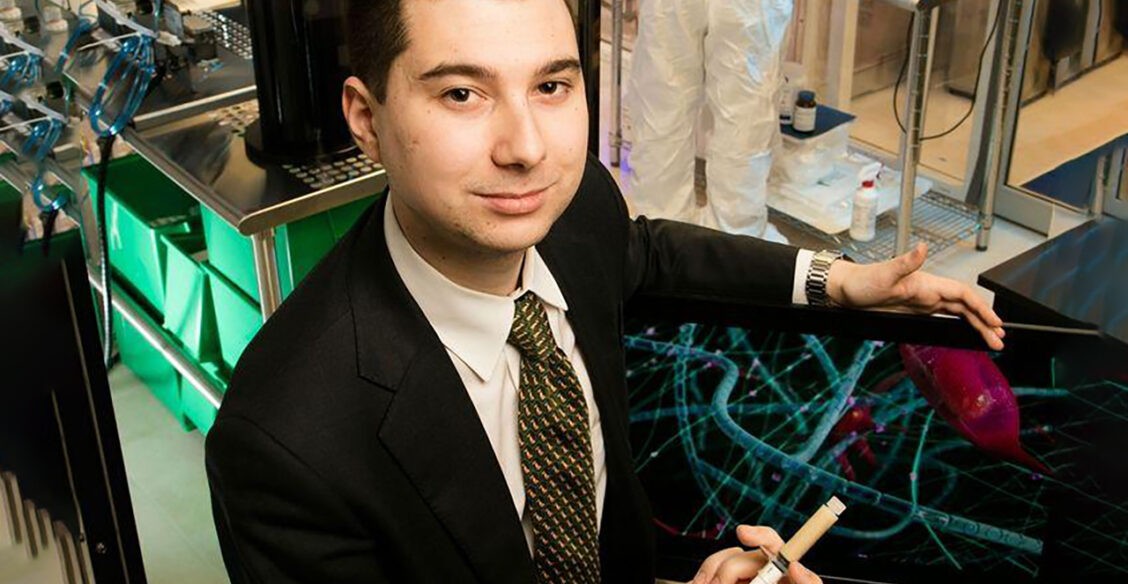 В 17 лет Джозеф изобрел гемостатический гель. Сегодня его используют скорые и спасатели