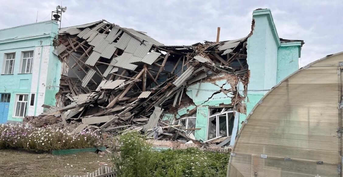 В Новосибирской области обрушилась часть здания школы