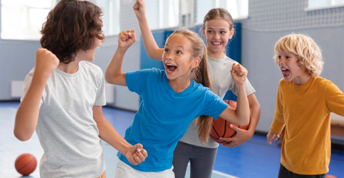 Заметили, что многие успешные в учебе дети серьезно занимаются спортом? Психолог и тренер Виктория Борзенкова