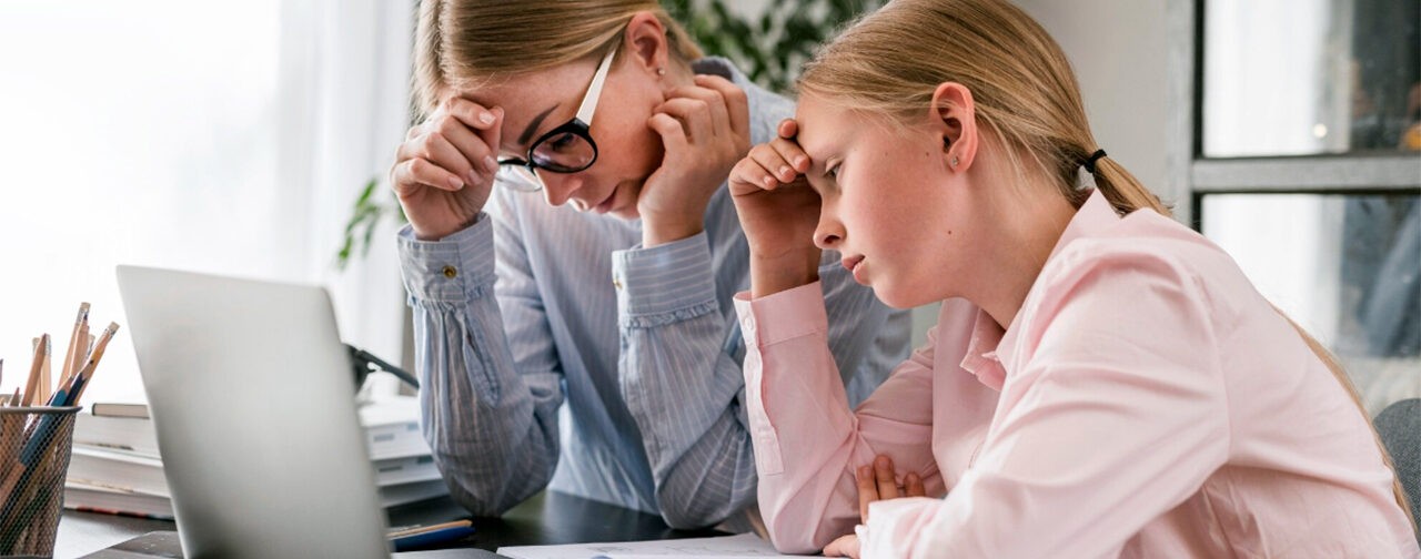 «Я ору на ребенка из-за домашки». Что делать?