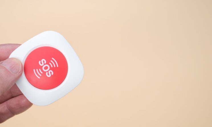 В пермской школе, где произошла поножовщина, учителям выдадут браслеты безопасности