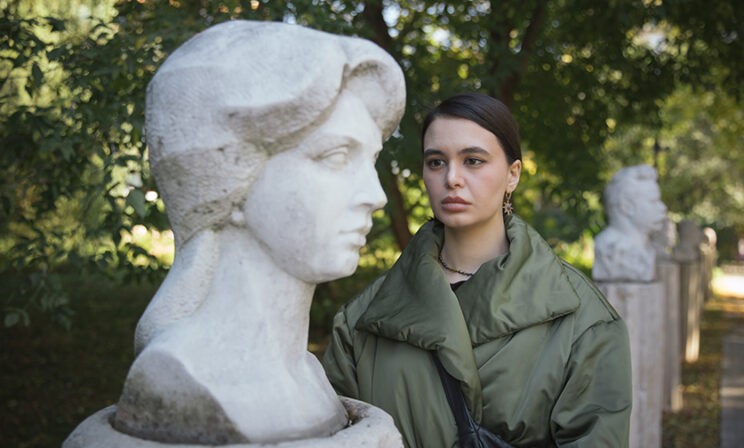 «Если мастер сливает, не просите: "Прослушайте отдельно"». Невена Закирова поступила в театральный с 4-го раза