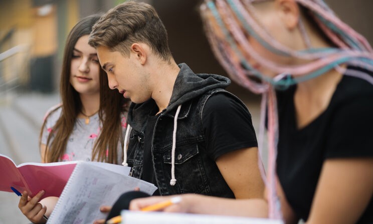 Как поступить в колледж в 2026 году? Главное