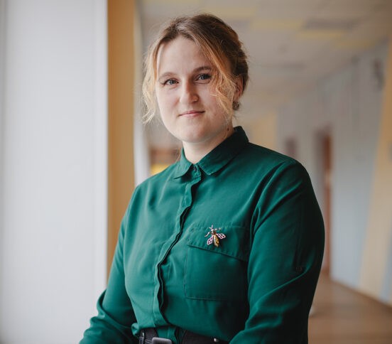 «Решил задачу с помощью нейросети — объясни у доски». Учитель математики Анастасия Басалова