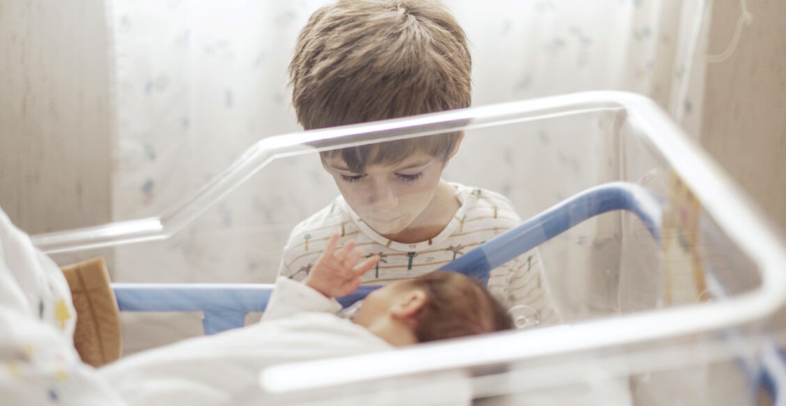 Юра ходил за братом как привязанный, а потом  вдруг заговорил. История из практики Катерины Мурашовой