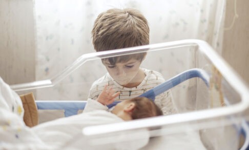 Юра ходил за братом как привязанный, а потом  вдруг заговорил. История из практики Катерины Мурашовой