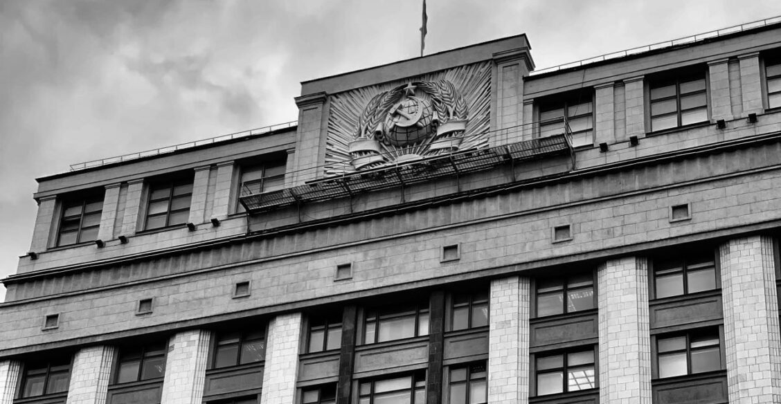 Госдума утвердила закон о круглогодичном призыве в армию