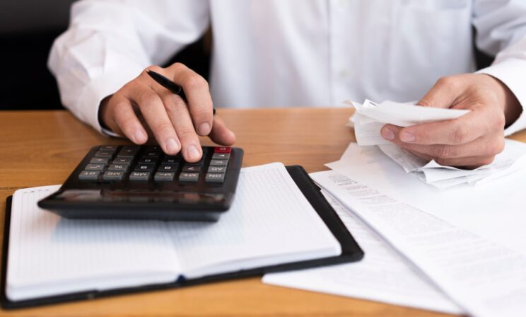 Самозанятость в России остается: налоговый режим не тронут до 2028 года