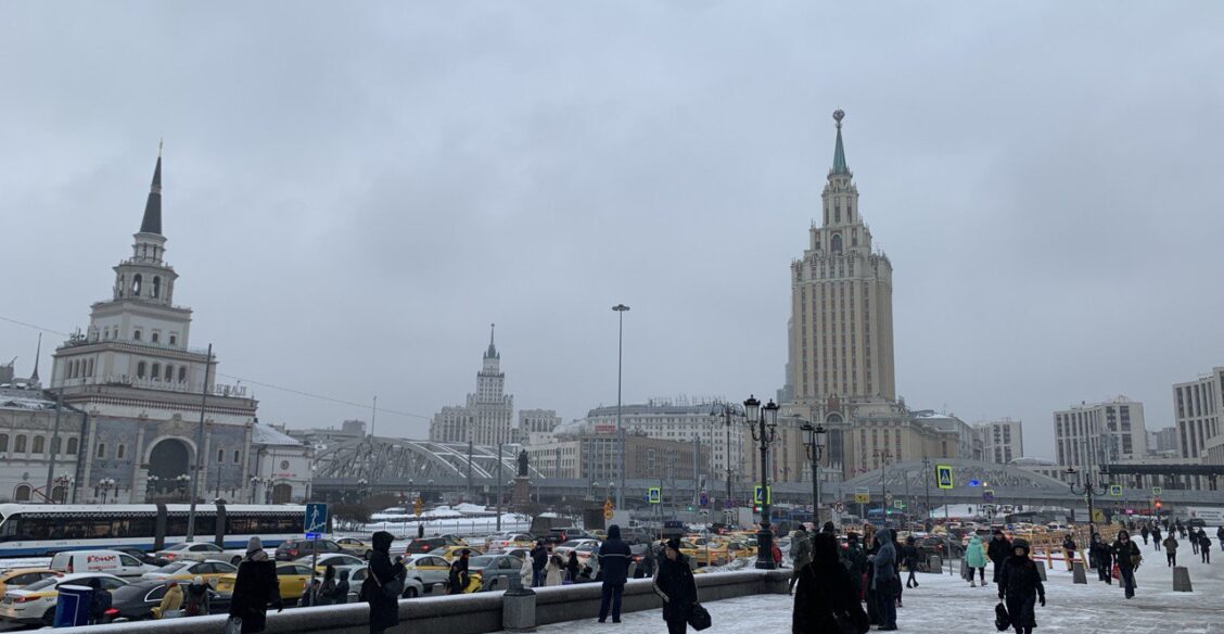 Заморозки и мокрый снег: Москву ждет самая холодная ночь октября