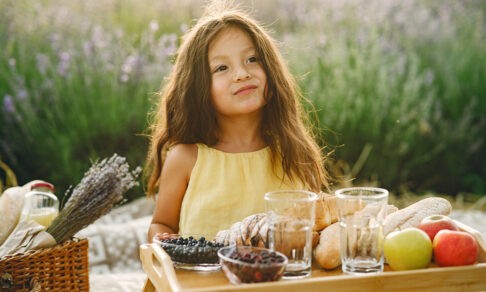 10-летняя дочка любит сладкое. Что полезнее для десерта?
