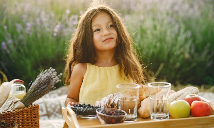 10-летняя дочка любит сладкое. Что полезнее для десерта?