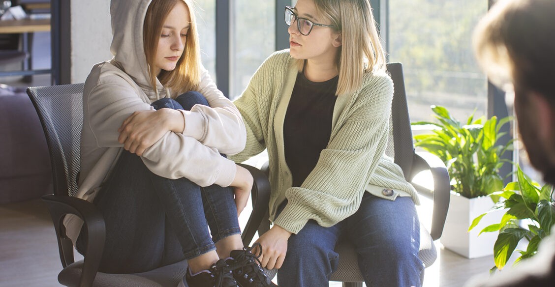 «Чуть что — у него психологическая травма». Что нужно знать ребенку о здоровье психики