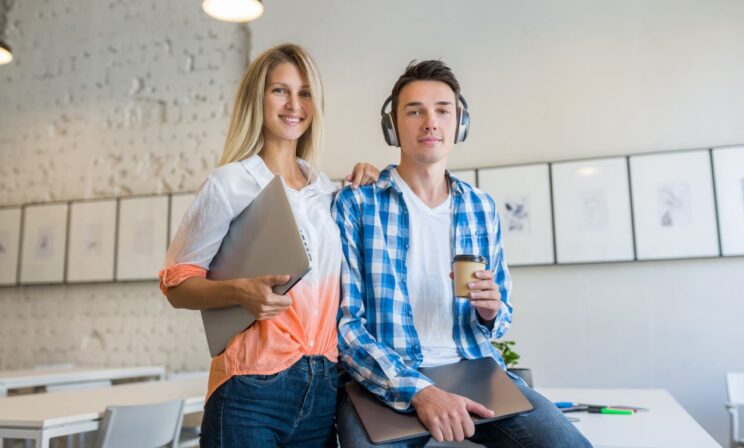 Нехватка времени и запрос на поддержку: исследователи показали портрет зумеров