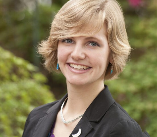 «Я выросла в доме, где наука — это круто». Школьница создала первое изобретение в 15 лет