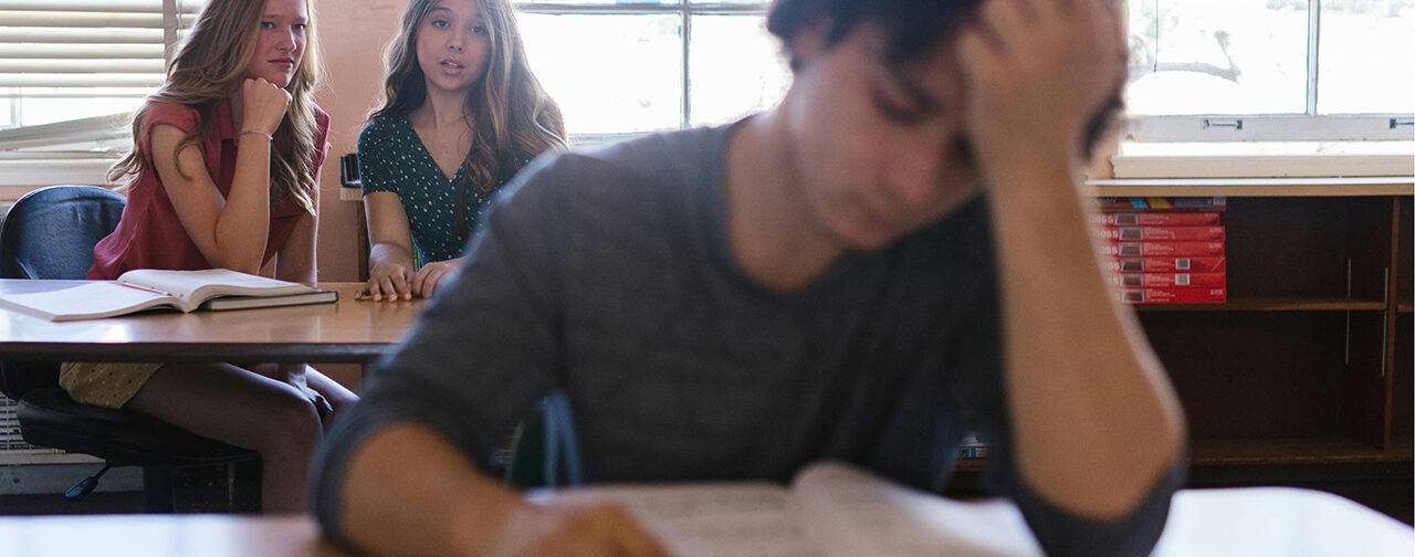 Ребенок хочет в середине года вернуться в 10 класс. Может ли он это сделать?