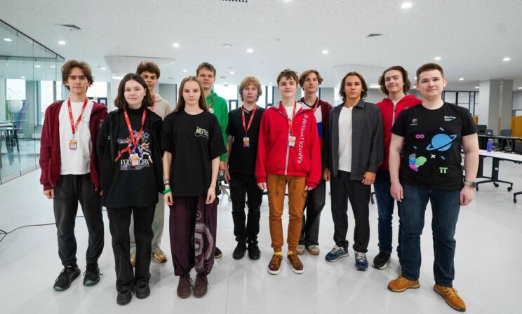 Российские школьники завоевали 10 медалей на астрономической олимпиаде