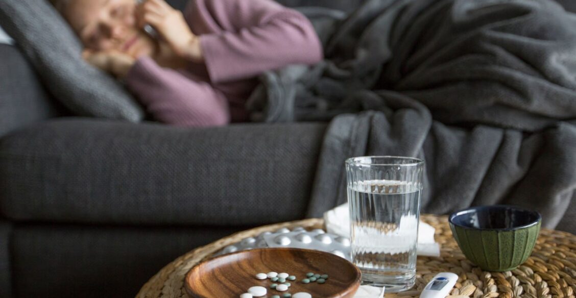 В России снизились продажи противовирусных из-за позднего наступления сезона простуд