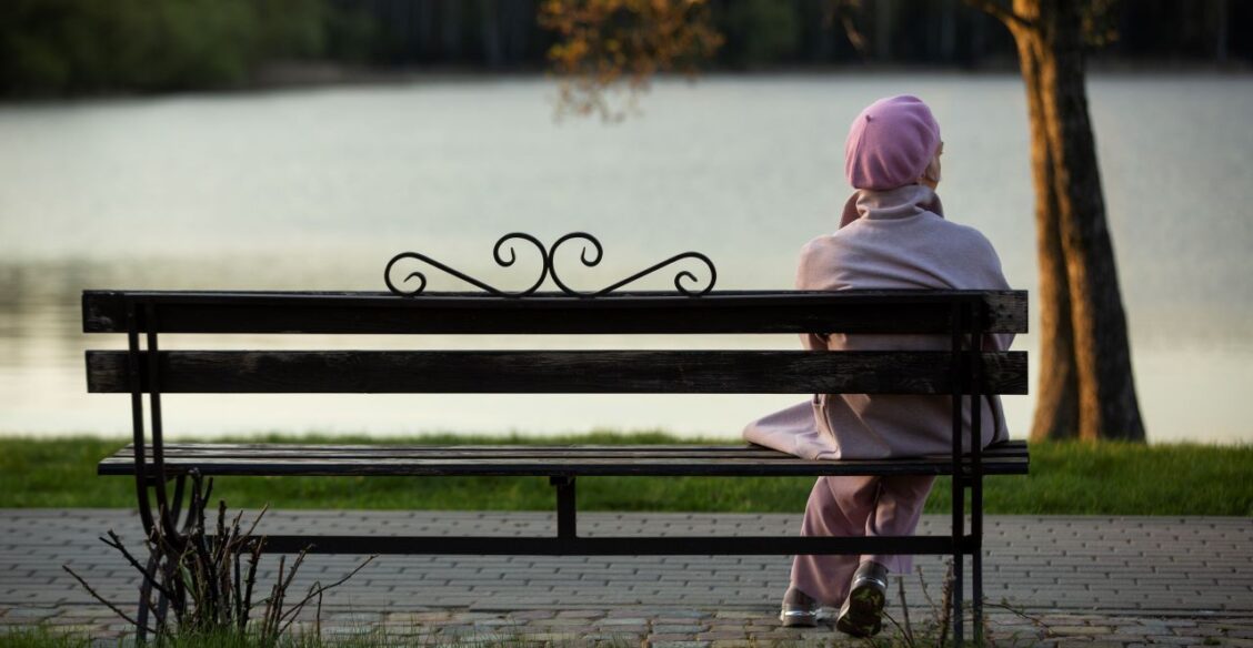 За восемь лет в мире стало на 100 млн одиноких людей больше