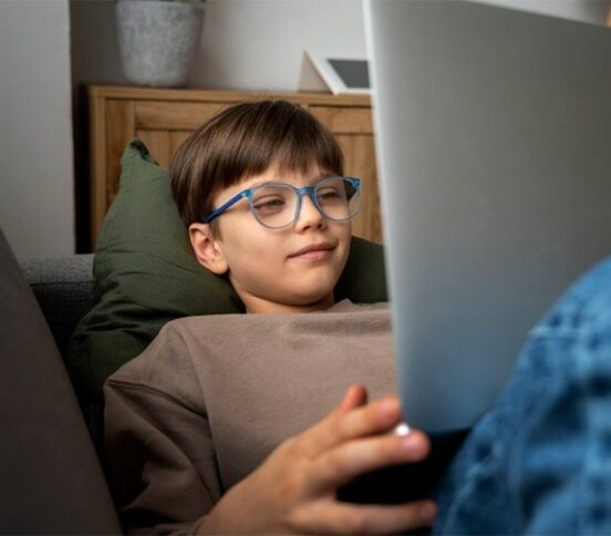 «Сын общается с друзьями только онлайн»